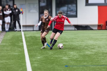 Bild 388 - wBJ FC St. Pauli - Walddoerfer SV : Ergebnis: 3:4